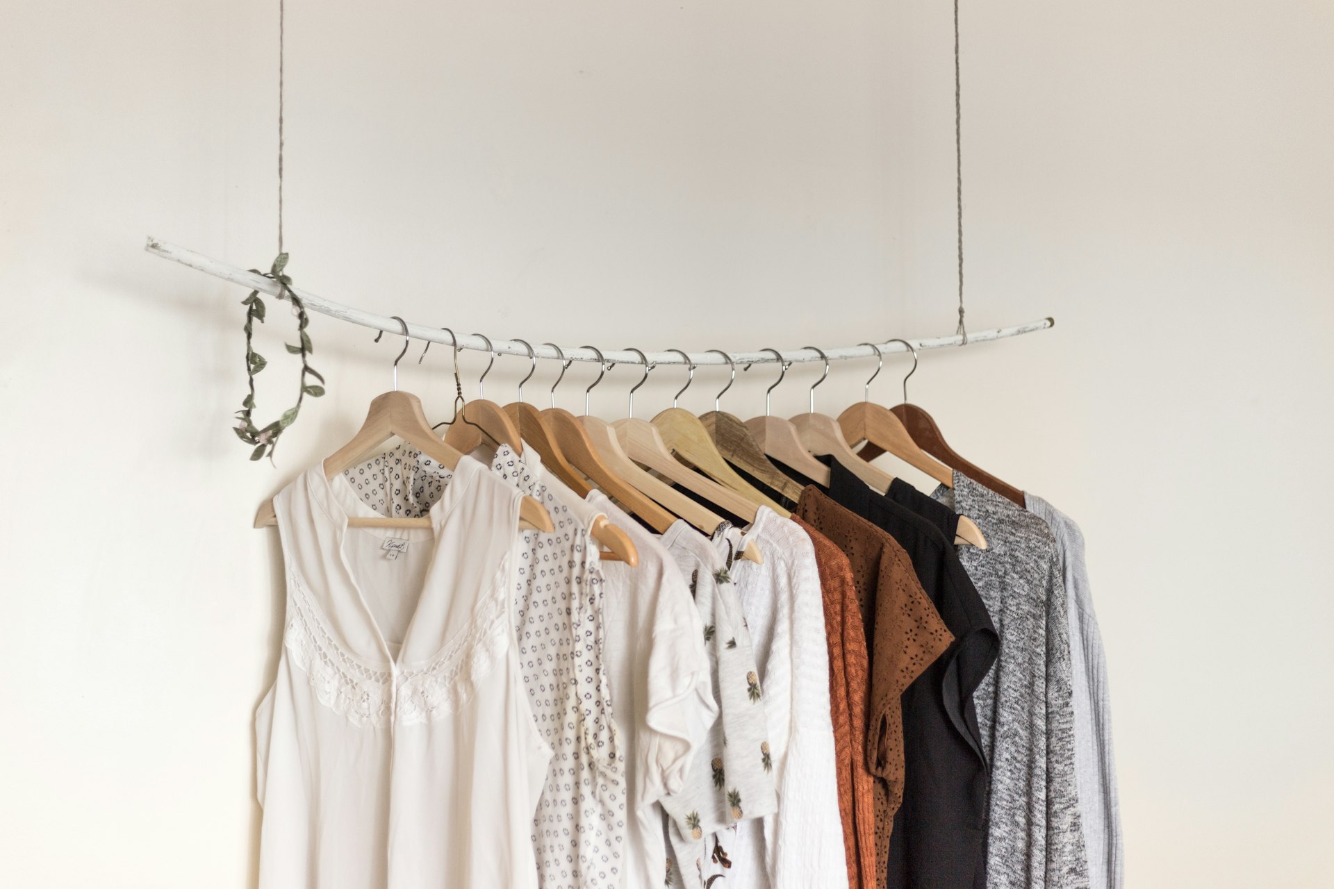 FOLIA Apparel — Elevated Everyday Essentials